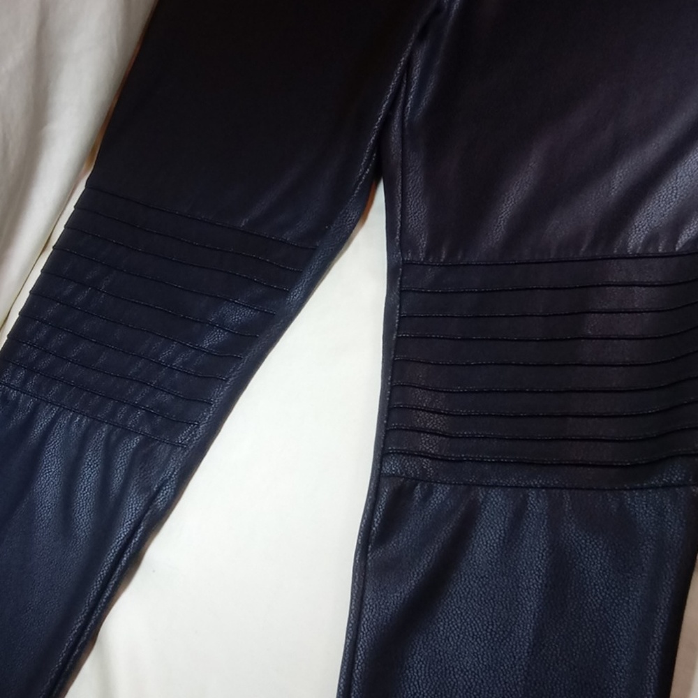 ANA Pants - Picture 3 of 4